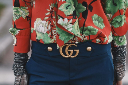 Το stylish αξεσουάρ που επιστρέφει και αναβαθμίζει κάθε σύνολο με μία κίνηση