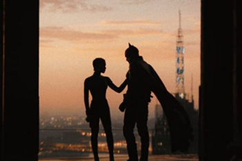 Το νέο trailer του Batman τα έχει όλα: Από φλερτ με την Catwoman μέχρι τον Pattinson γυμνό