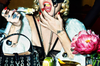Love Parade: Miley Cyrus, Snoop Dogg και Jared Leto φορούν Gucci στο πιο ξέφρενο party