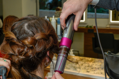 Η Dyson γιόρτασε την ημέρα των ερωτευμένων με το πιο intimate Valentine's VIP pampering