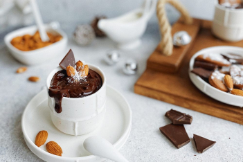 Η τέλεια συνταγή για σπιτικό ρόφημα σοκολάτας χωρίς λακτόζη