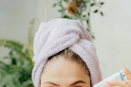 Beauté την Κυριακή: Φτιάχνουμε DIY μάσκα ματιών για να χαρίσουμε λάμψη στο βλέμμα μας