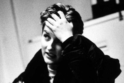 Sarah Kane: Η θεατρική συγγραφέας που ταρακούνησε το κοινό όσο κανείς άλλος
