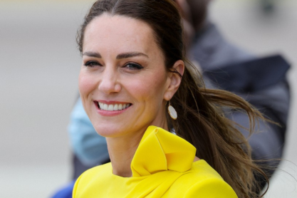 Τα looks της Kate Middleton στην Καραϊβική ήταν υπέροχα, αλλά αυτό το φόρεμα είναι Η Τελειότητα