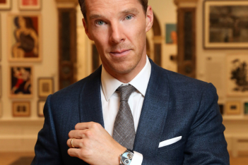 Ο Benedict Cumberbatch απέκτησε αστέρι στη Λεωφόρο της Δόξας, τίμησε τη μνήμη της αδελφής του και μίλησε για τον πόλεμο