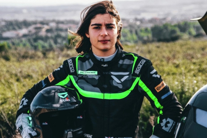 Η Τζέιμι Τσάντγουικ χτυπά πεισματικά την πόρτα της Formula 1