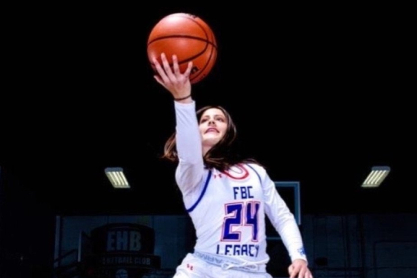 Εβελίνα Δαβλάκου: Έφυγε ως μαθήτρια 1ης Λυκείου κι επιστρέφει ως παίκτρια του NCAA