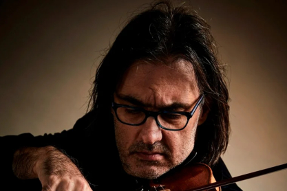 Ο Λεωνίδας Καβάκος στο Μέγαρο: Μια μεγάλη συναυλία για την υποστήριξη των θυμάτων του πολέμου στην Ουκρανία