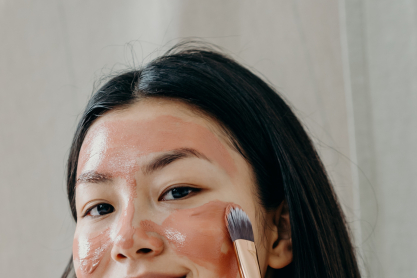 Oι skincare συνήθειες που θα μεταμορφώσουν την επιδερμίδα σας
