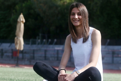 Ζάκκα στο GWomen: «Ακούω φωνές στο μυαλό μου που μου λένε να τα παρατήσω, αλλά επιμένω»