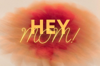 Hey Mom! Το μεγάλο αφιέρωμα του Jenny.gr και του GWomen στη Γιορτή της Μητέρας