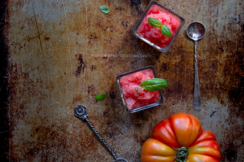 Σορμπέ ντομάτας με βότκα: Μια πρωτότυπη και εύκολη συνταγή