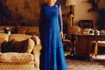 Η Δούκισσα της Κορνουάλης, Camilla, κάνει ντεμπούτο στη Vogue: «Σταματάς να ακούς τις κριτικές και ζεις τη ζωή σου»