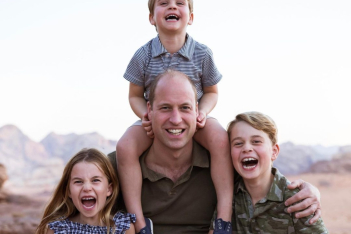 Γιορτή του Πατέρα: Ο πρίγκιπας William και ο David Beckham σε τρυφερές φωτογραφίες με τα παιδιά τους