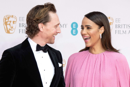 O Tom Hiddleston και η Zawe Ashton περιμένουν το πρώτο τους παιδί