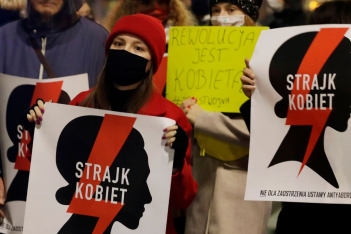 Διαμαρτυρία για το δικαίωμα στην άμβλωση στην Πολωνία