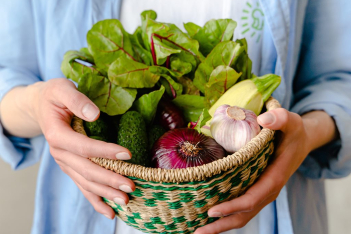 Φυτική διατροφή: 3 σημαντικά οφέλη για την υγεία και το περιβάλλον