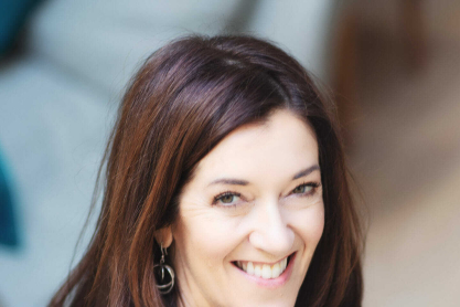 Βικτόρια Χίσλοπ: «Ξεφυλλίζουμε» πέντε αγαπημένα μυθιστορήματα της δημοφιλούς Βρετανίδας συγγραφέως