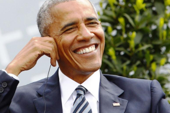 Από Beyonce μέχρι Rosalia: H καλοκαιρινή playlist του Barack Obama είναι ό,τι πιο cool για παραλία