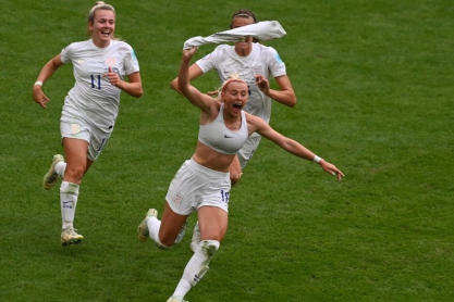 Euro 2022: Παρουσιαστής αποκάλεσε τη «χρυσή» σκόρερ της Αγγλίας «Coco» και δέχθηκε «πυρά» απ' το twitter