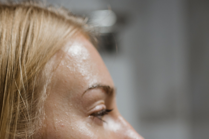 Beauté την Κυριακή: Φτιάχνουμε την τέλεια DIY συνταγή για τα μαύρα στίγματα