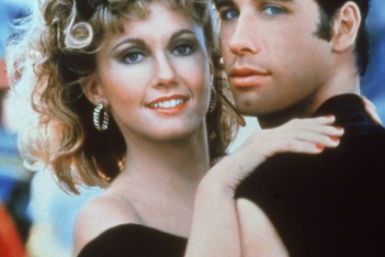 Olivia Newton-John: Πέθανε η πρωταγωνίστρια του θρυλικού "Grease"- Το συγκινητικό αντίο από τον John Travolta