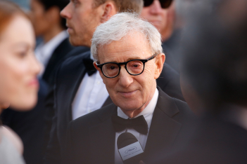 Ο Woody Allen ανακοίνωσε πως αποσύρεται απο τον κινηματογράφο: «Θα αφιερωθώ στη συγγραφή»