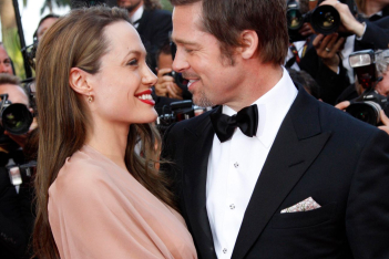 Angelina Jolie: Διέρρευσε φωτογραφίες με τον Pitt σε παπαράτσι, όσο ήταν παντρεμένος με την Aniston