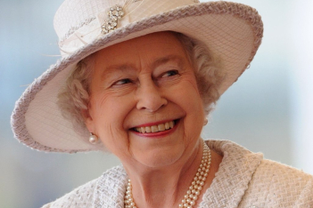 Βασίλισσα Ελισάβετ: Οι 6 ακριβότερες συλλογές της που αξίζουν δισεκατομμύρια