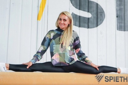 Η Βασιλική Μιλλούση στο GWomen για τους νέους ρόλους της ζωής της και τον Λευτέρη Πετρούνια