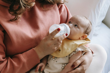 Ποια φυτικά γάλατα είναι κατάλληλα για μωρά;