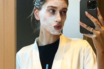 Beauté την Κυριακή: Δοκιμάζουμε DIY μάσκα προσώπου με λάδι καρύδας