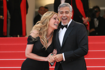 Η Julia Roberts και ο George Clooney εξηγούν γιατί δεν έγιναν ποτέ ζευγάρι 