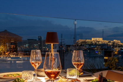 Το νέο εστιατόριο του Brown Acropol Hotel συνδυάζει τη μοντέρνα γαστρονομία με την αυθεντική αστική κουλτούρα