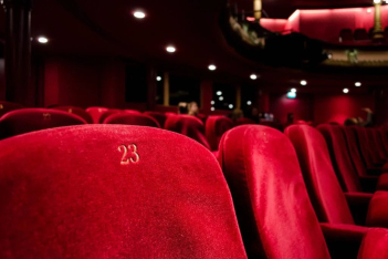 Ελληνική Ακαδημία Κινηματογράφου: Απευθύνει έκκληση για τη σωτηρία των ιστορικών σινεμά Ιντεάλ και Άστορ