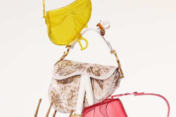 Vintage classic: Πώς η Dior Saddle Bag έγινε το απόλυτο vintage classic