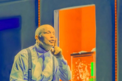 Στη μοναξιά των κάμπων με βαμβάκι: Παγκόσμια πρεμιέρα στη Στέγη για τη νέα παράσταση του Τζον Μάλκοβιτς