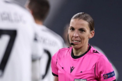 Μουντιάλ 2022: Γνωρίστε τις τρεις γυναίκες ρέφερι που θα γράψουν ιστορία ως οι πρώτες που θα διαιτητεύσουν σε Παγκόσμιο Κύπελλο