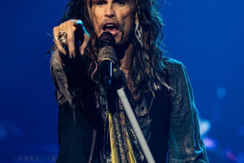 Steven Tyler: Ο frontman των Aerosmith κατηγορείται για σεξουαλική κακοποίηση ανήλικης