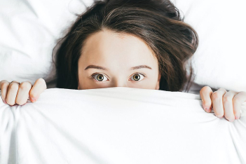 Τι συμβαίνει στην όρασή σας όταν δεν κοιμάστε αρκετά