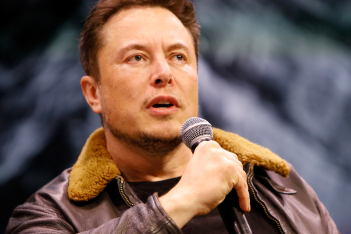 Η Neuralink του Elon Musk θέλει να δοκιμάσει σε ασθενείς ένα τσιπ εγκεφάλου που θα επαναφέρει όραση και κίνηση 