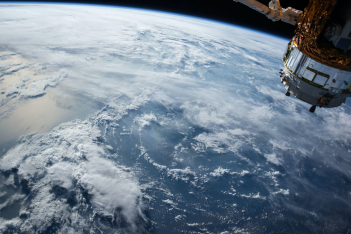 Με $125.000 θα μπορείς κι εσύ να ταξιδέψεις στο διάστημα από το 2024