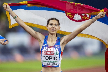 Angelina Topić: Η νέα "Topić" στο παγκόσμιο ύψος, μακριά από τη σκιά του πατέρα της