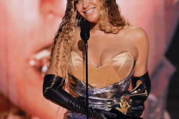 Grammy 2023: Oι μεγάλοι νικητές της βραδιάς και ο θρίαμβος της Beyonce 