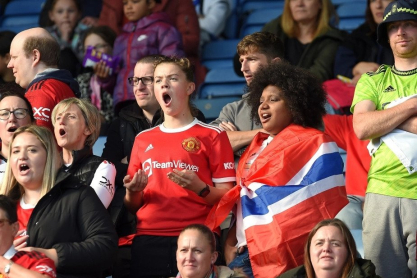 Manchester United: Γυναίκες οπαδοί της ομάδας μιλούν για το μέλλον του Mason Greenwood