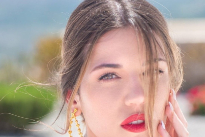 Thallo: Αιθέρια Βridal look με κοσμήματα βγαλμένα από παραμύθι