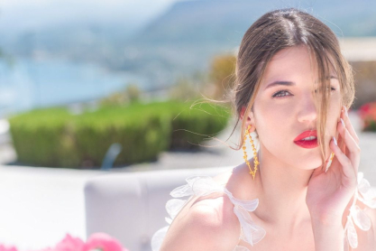 Thallo: Αιθέρια Βridal look με κοσμήματα βγαλμένα από παραμύθι