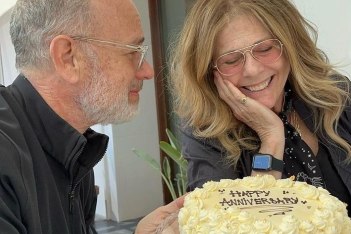 «Η αγάπη είναι τα πάντα»: Ο Tom Hanks και η Rita Wilson γιόρτασαν 35 χρόνια γάμου