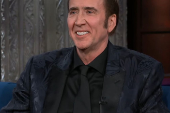«Θυμάμαι πρόσωπα από τότε που ήμουν στη μήτρα»: Ο Nicolas Cage έδωσε την πιο Nicolas Cage απάντηση