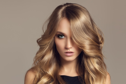 Beauty & Hair: Η Kérastase και ο Σταμάτης Καραΐσκος αναδεικνύουν τον πιο λαμπερό εαυτό σου